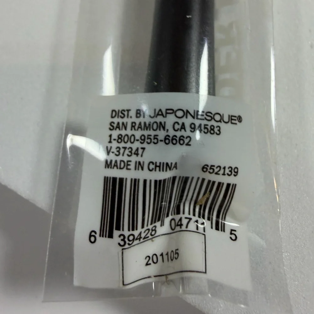 🩷5/$10🩷 Powder Brush with Black Handle and Gold Ferrule